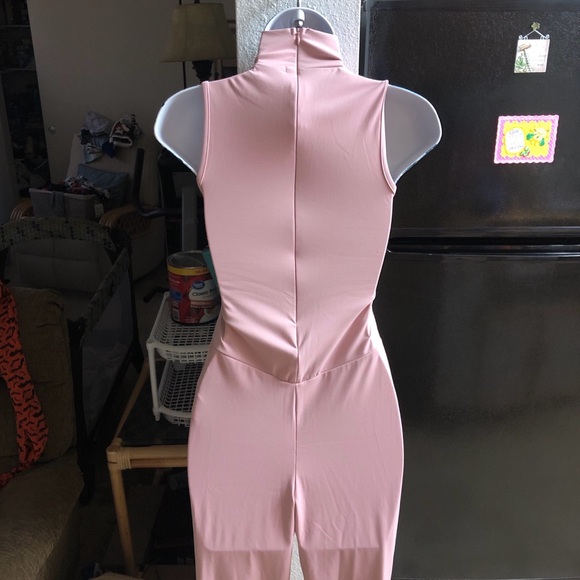 Pink high neck one piece jumpsuit with zipper - Picture 4 of 8